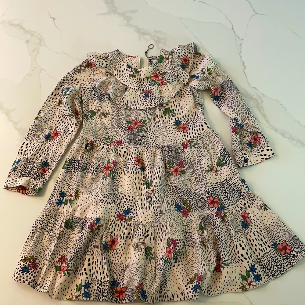 Beautiful dress for fall!